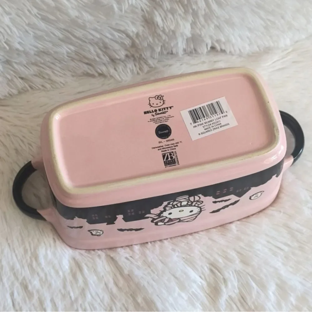 Hello Kitty Pink Mummy Loaf Pan